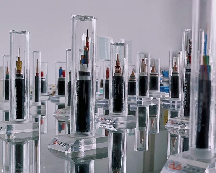 國(guó)標(biāo)電纜選明興    專業(yè)制造40年